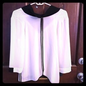 ⬇️$28 Zara White Blouse NWT!!